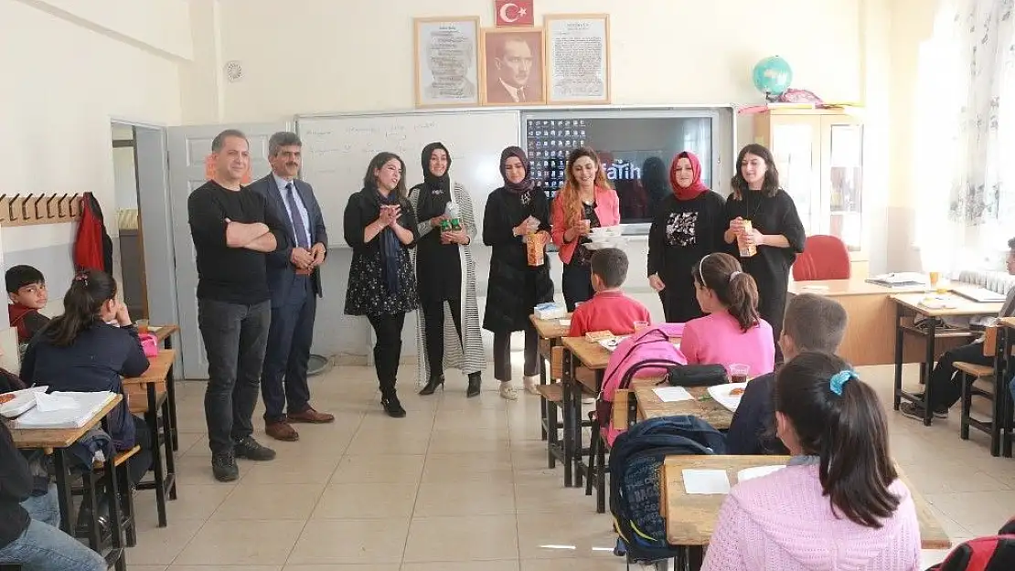 'Ev hanımlarından alkışlanacak davranış'