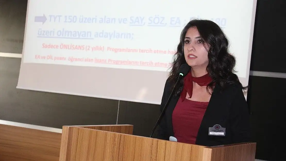 'CÜ Vakfı Okulları öğrencileri YKS hakkında bilgilendirildi'