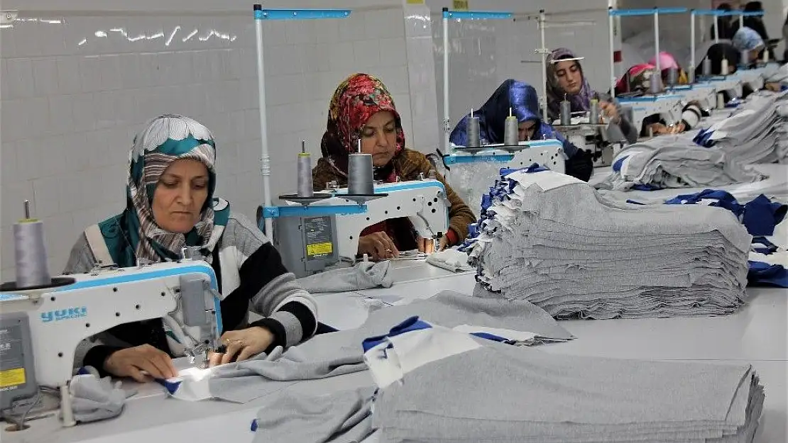 'İlçenin kadınları tekstil atölyesi ile ihracata kapı araladı'