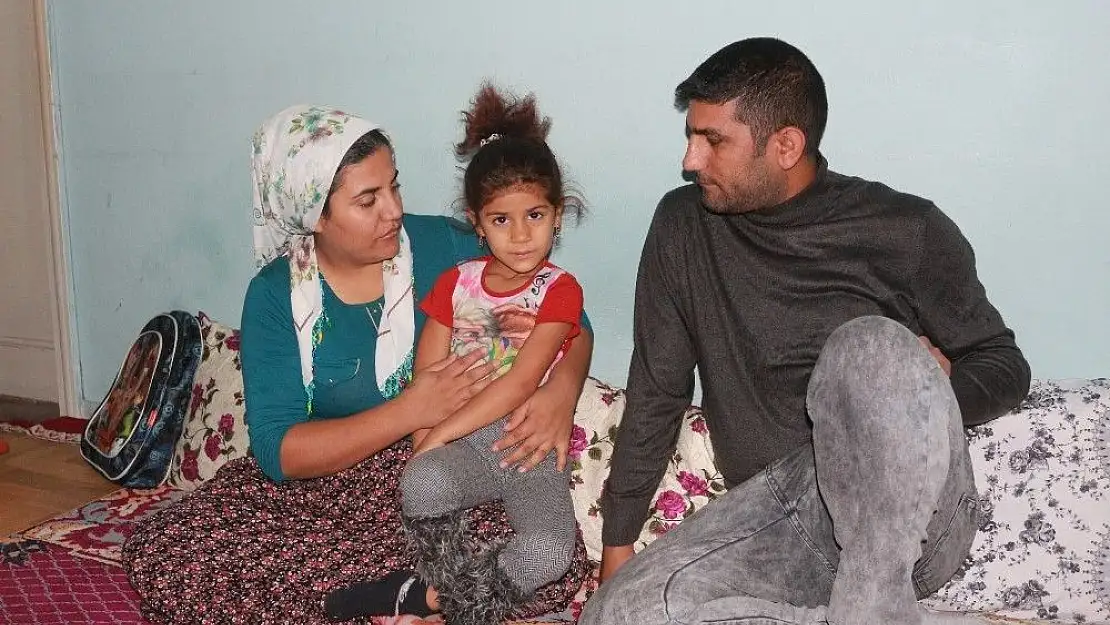 'Kaybettiği cihaz yüzünden hem duyamıyor hem de konuşamıyor'