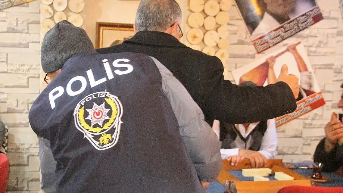 'Elazığ´da ''Huzur23 Uygulaması'' 3 şüpheli yakalandı'