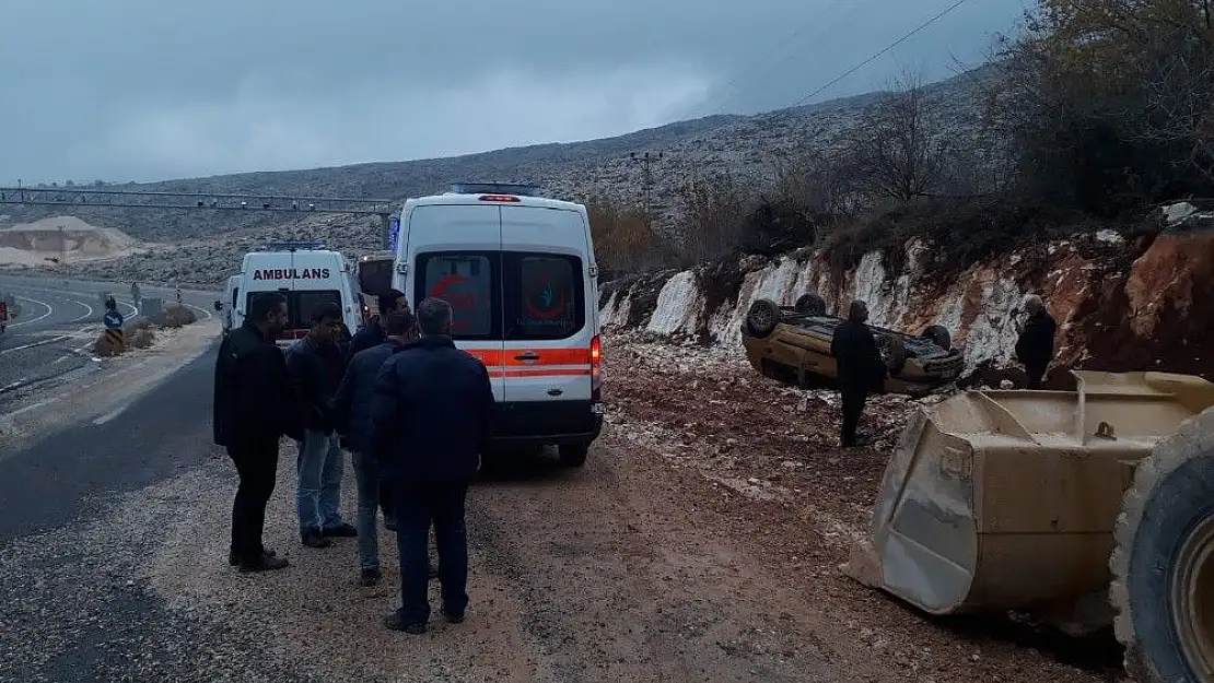 'Adıyaman´da otomobil takla attı: 3 Yaralı'