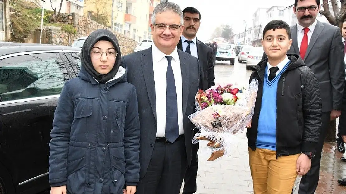 'Vali Aykut Pekmez Çelikhan ilçesinde incelemelerde bulundu'