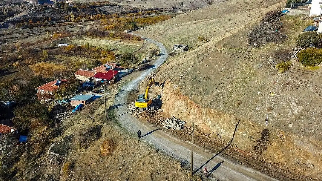 'Arguvan´da yeni yol açma ve genişletme çalışmaları'