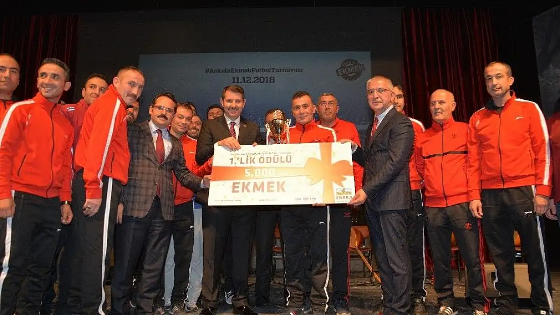 'CK Enerji Çamlıbel Elektrik sosyal sorumluluk projelerini aynı gecede buluşturdu'