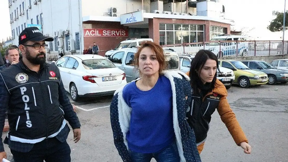 'Uyuşturucu satmaktan tutuklanan kadının gözyaşları'
