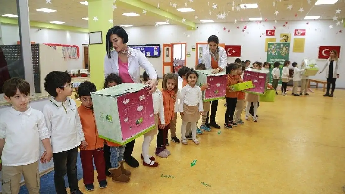 'Anaokulu öğrencileri, oyuncaklarını bağışladı'