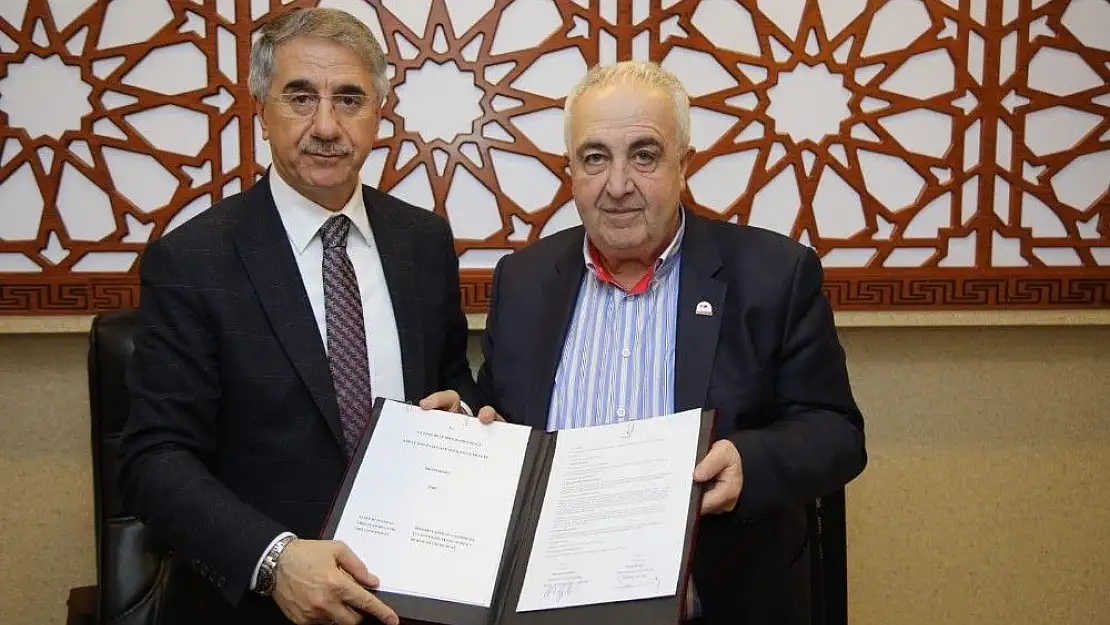 'Çalışan gazeteciler için ücretsiz ulaşım hizmeti'