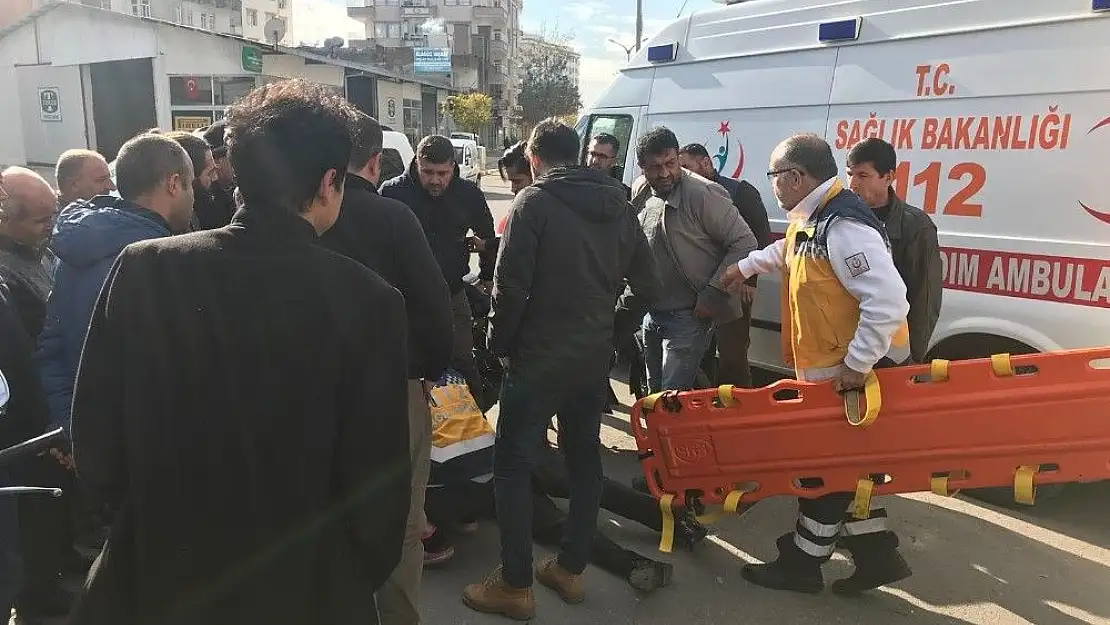 'Motosiklet ile otomobil çarpıştı: 1 Yaralı'