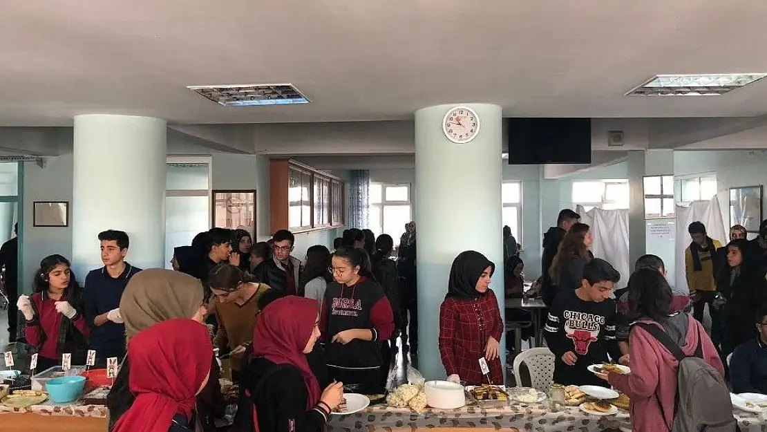 'Öğrencilerden örnek davranış'