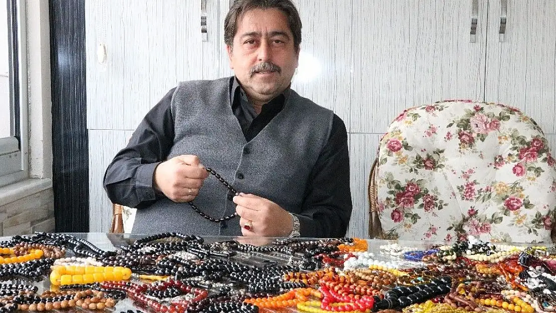 'Ev değerinde tespih koleksiyonu'
