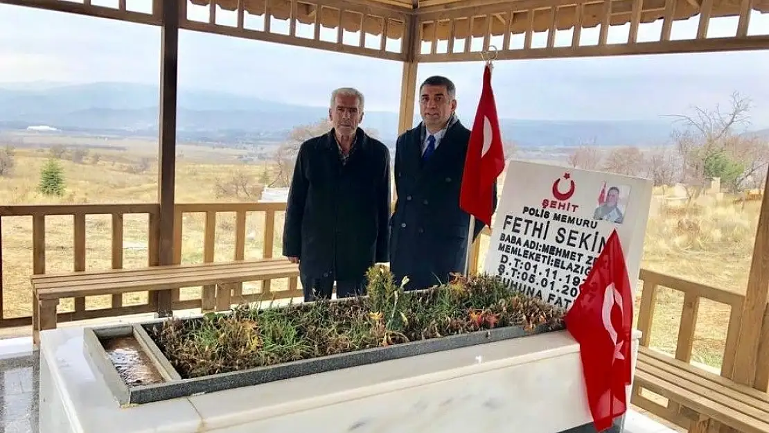 'Milletvekili Erol, Şehit Sekin´in kabrini ziyaret etti'