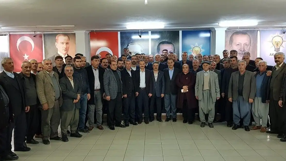 'AK Parti köy başkanları toplantısı gerçekleştirildi'