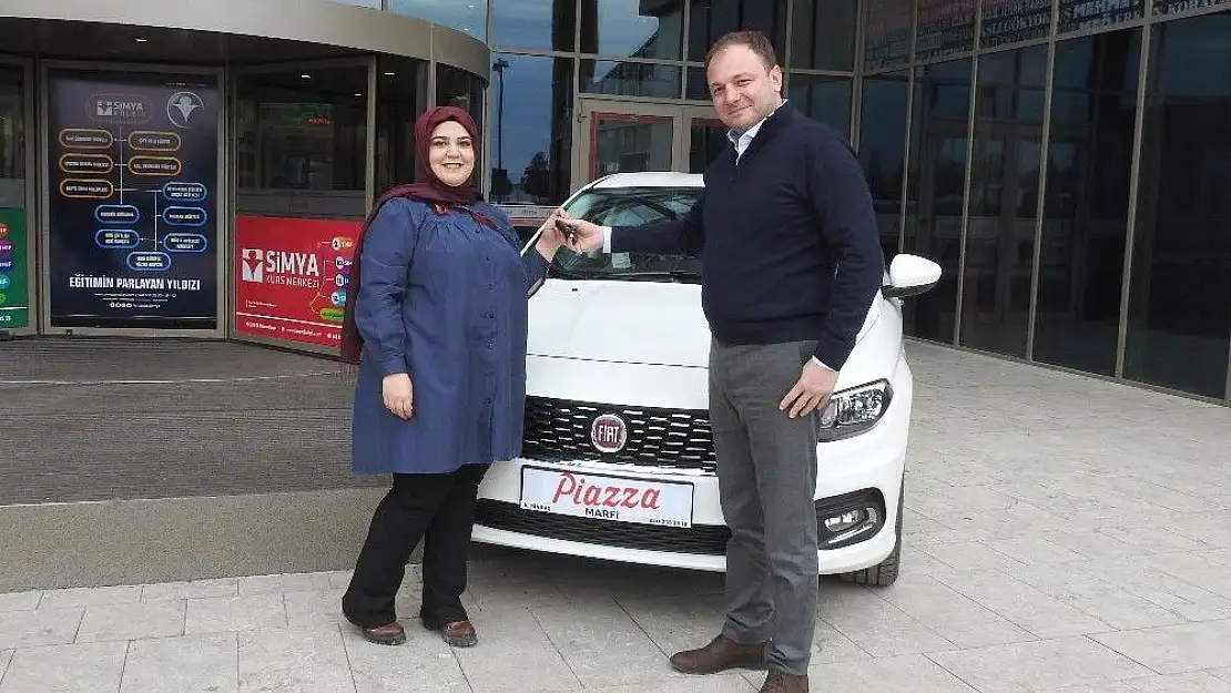 'İlk maaşı ile yaptığı alışveriş ayaklarını yerden kesti'