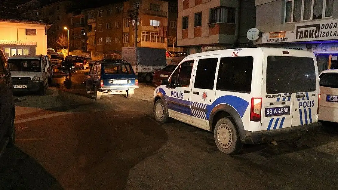 'Sokak ortasına otomobilini bırakıp kayıplara karıştı'