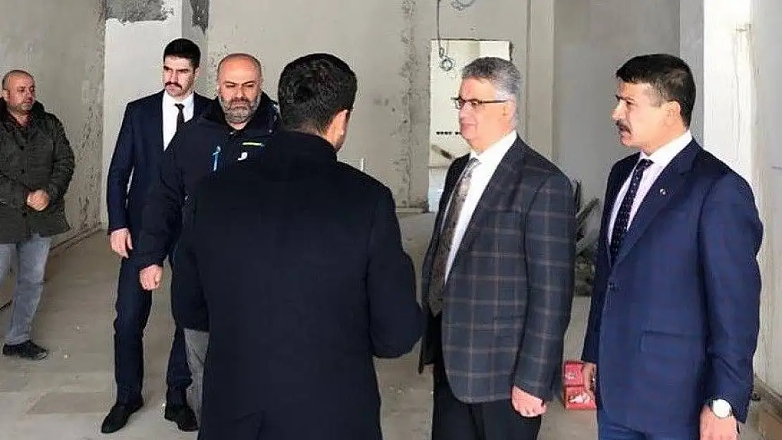 'Vali Pekmez emniyet hizmet binaları inşaatını gezdi'
