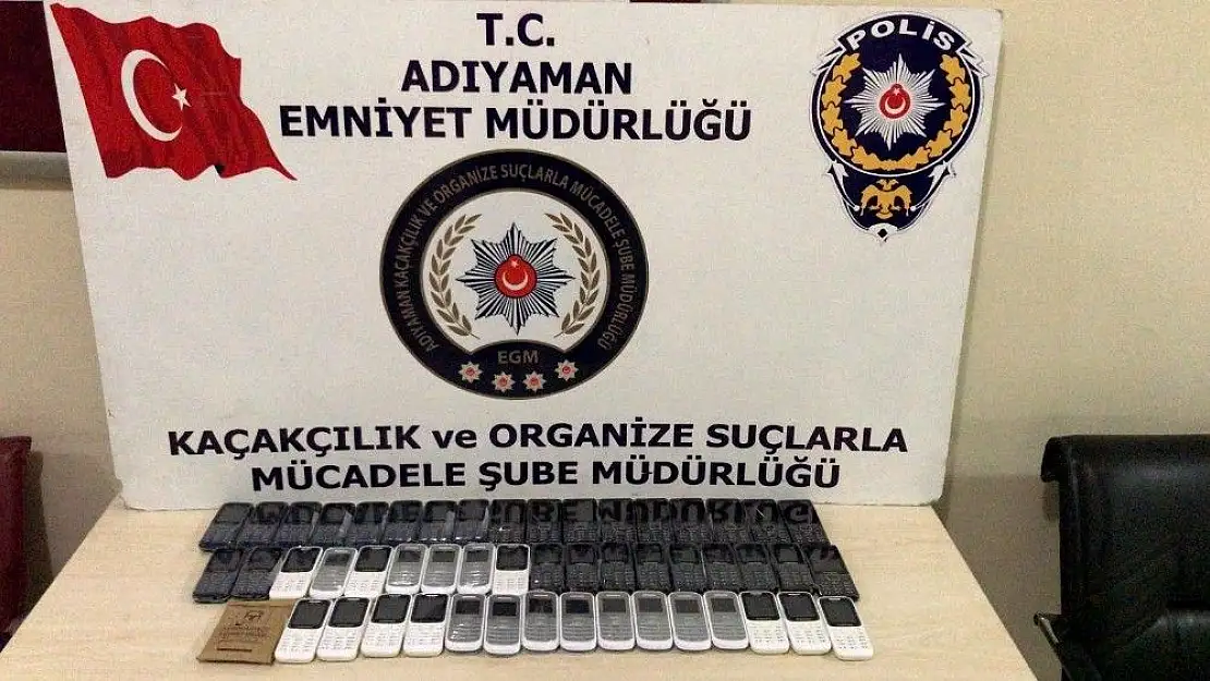 'Kaçak cep telefonu ele geçirildi'