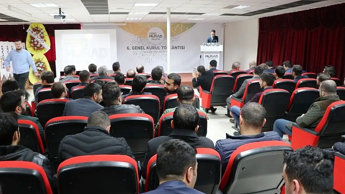 'Malatya Genç MÜSİAD´ta kan değişimi'