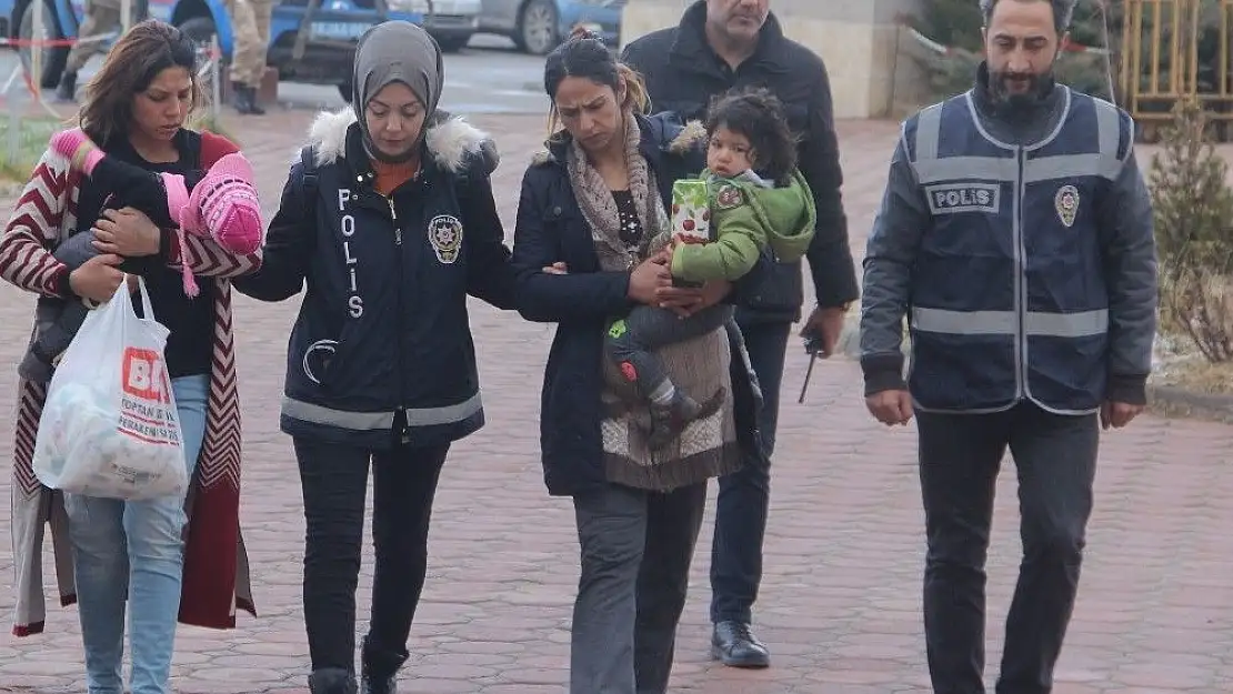 'Kucaklarındaki bebeklerden bile utanmadılar'