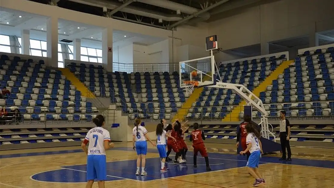 'Okullararası Basketbol Yıldızlar müsabakaları sona erdi'