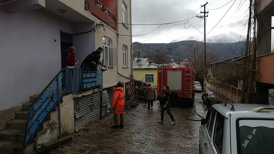 'Baca yangını, eşyaları kullanılamaz hale getirdi'