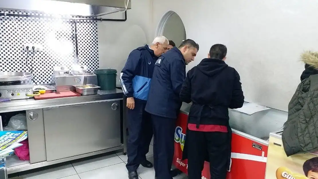 'Zabıta ekiplerinden yılbaşı denetimi'