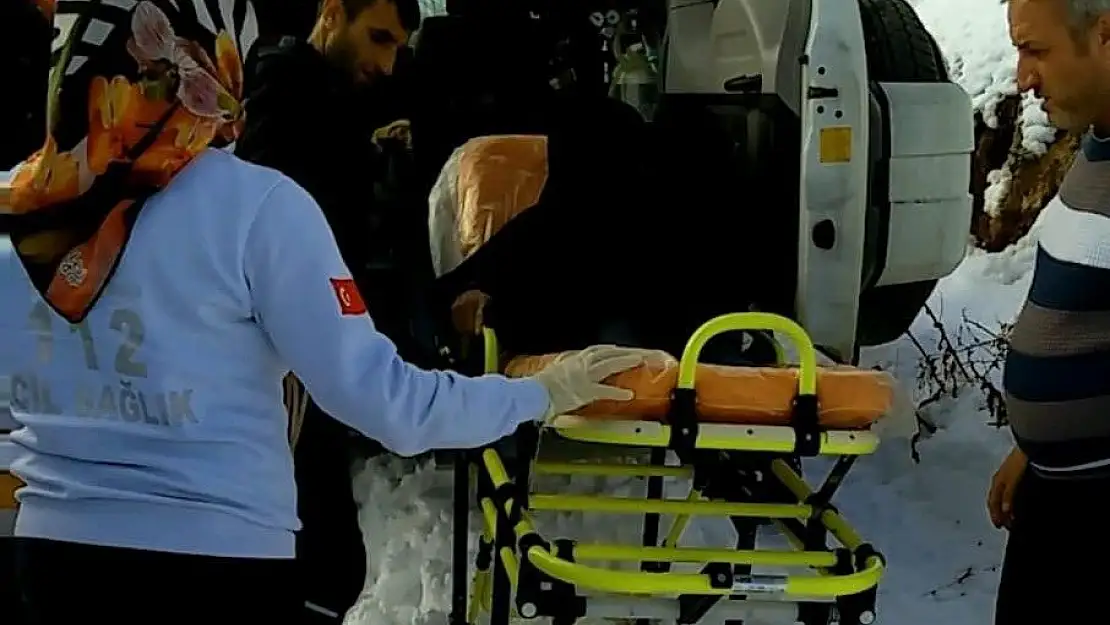 'Astım hatası yaşlı adamın imdadına paletli ambulans yetişti'