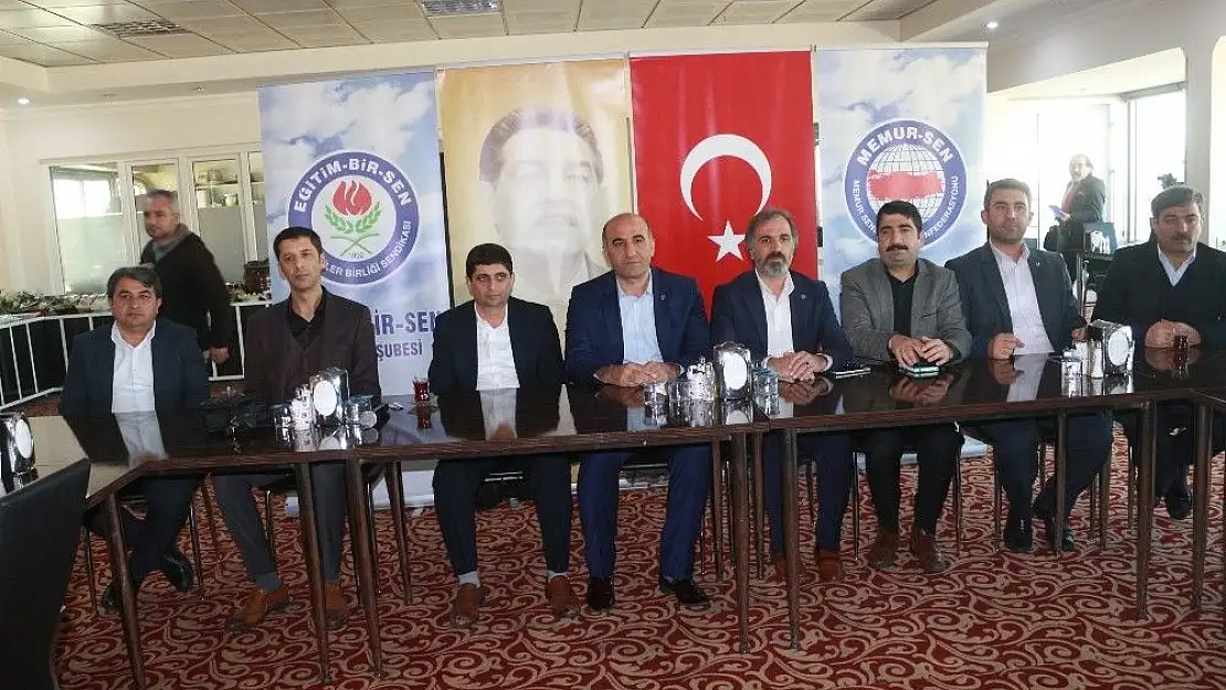 'Eğitim Bir-Sen Gazeteciler Gününü kutladı'