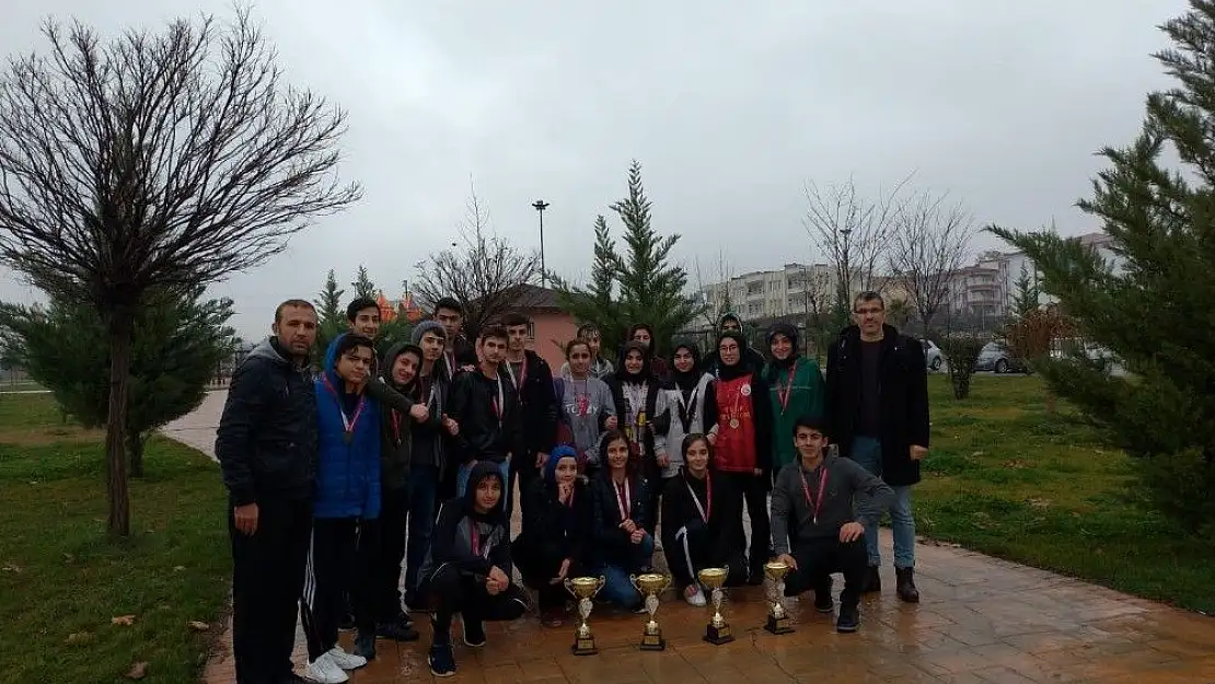 'Kahta Fen lisesinden rekor başarı'