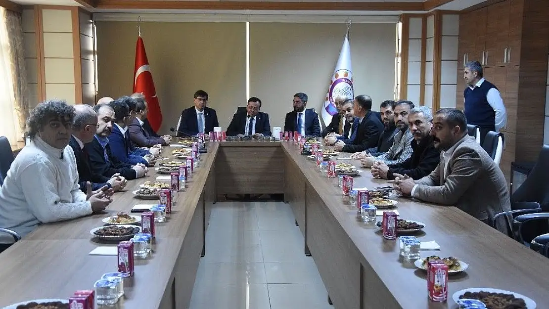 'CHP ekonomi heyetinden MTSO´ya ziyaret'