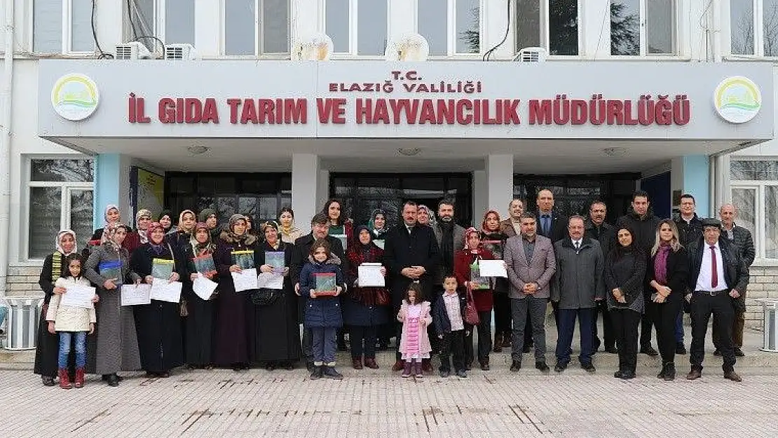 'Kadınlar,akvaryumda balık üreterek ekonomiye katkı sağlayacak'
