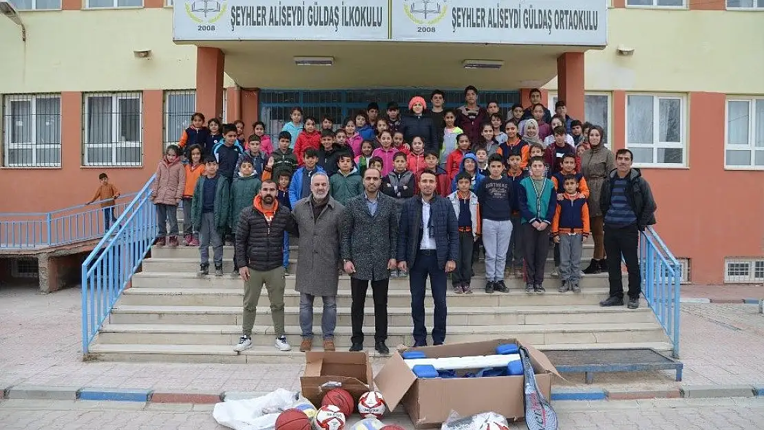 'Malatyalı Gazetecilerden örnek davranış'