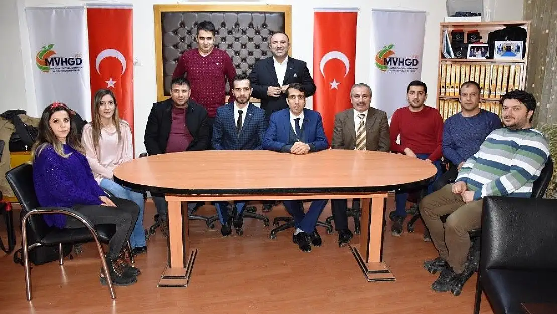 'Voleybol Camiası, Spor Basınını ağırladı'