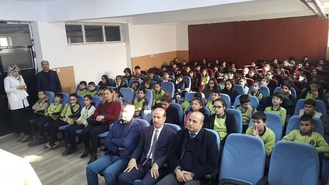 'AKEDAŞ öğrencilere enerjiyi verimli kullanmanın yollarını anlattı'