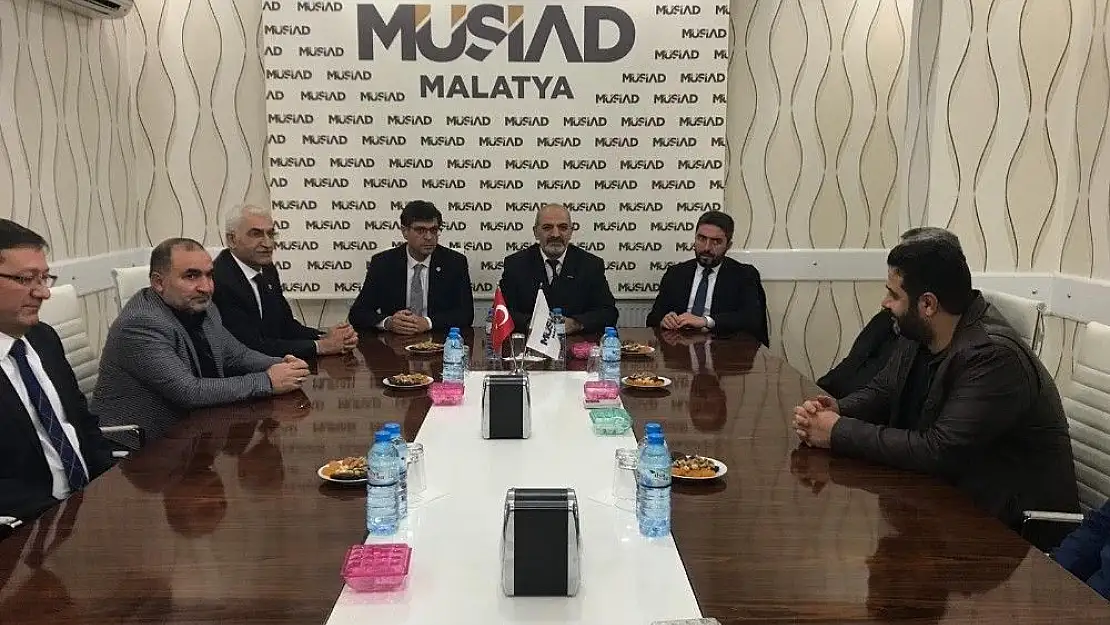 'CHP heyetinden MÜSİAD´a ziyaret'