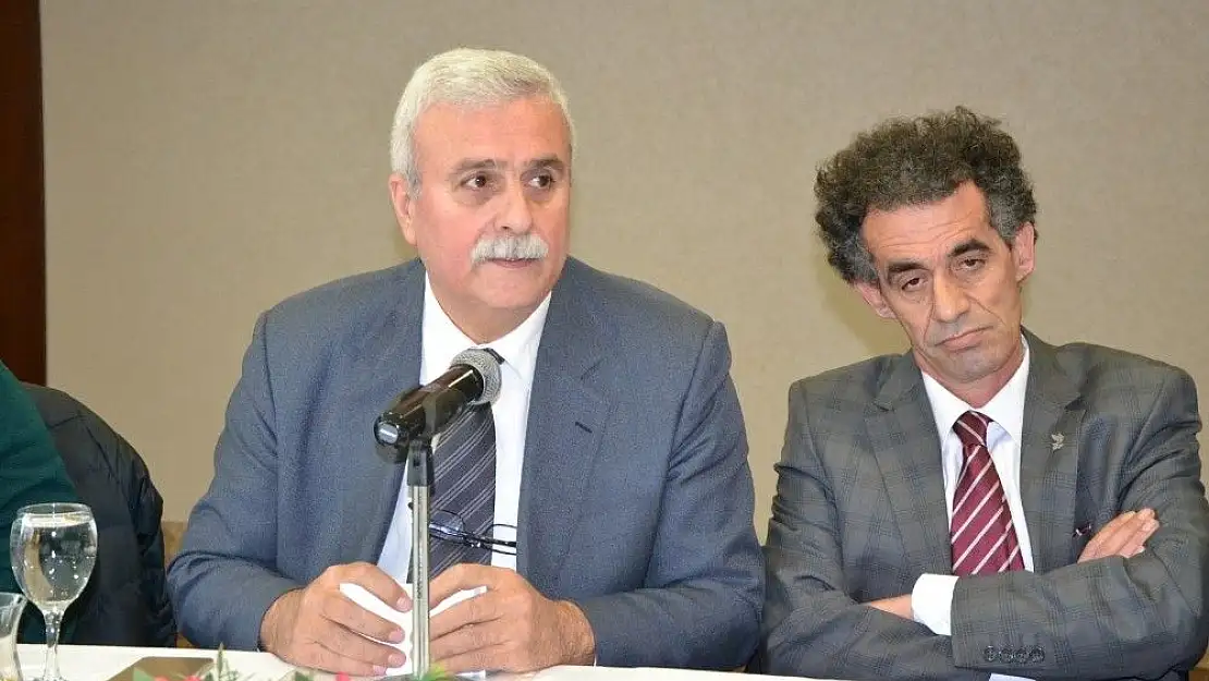 'Eski CHP´li aday, DSP´den aday oldu'