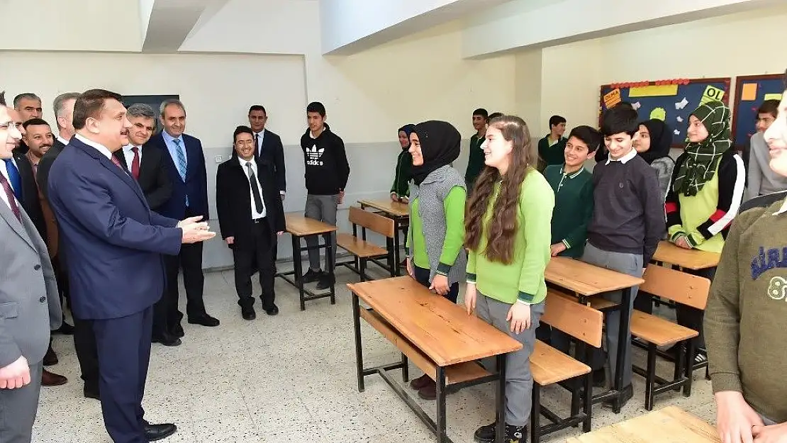 'Gürkan´dan öğrencilere nasihat'