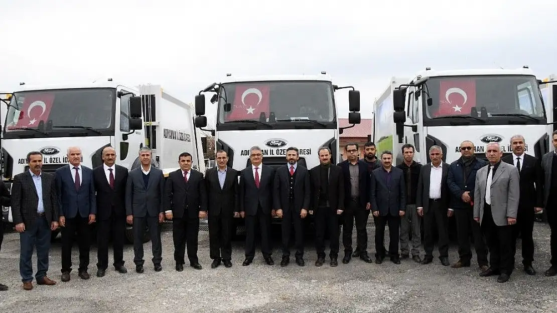 'Adıyaman İl Özel İdaresine 5 adet çöp toplama aracı hibe edildi'