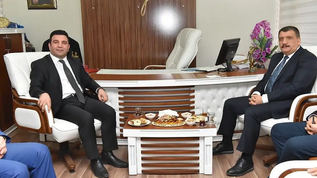 'Gürkan´dan, CHP adayı Gökçek´ a ziyaret'