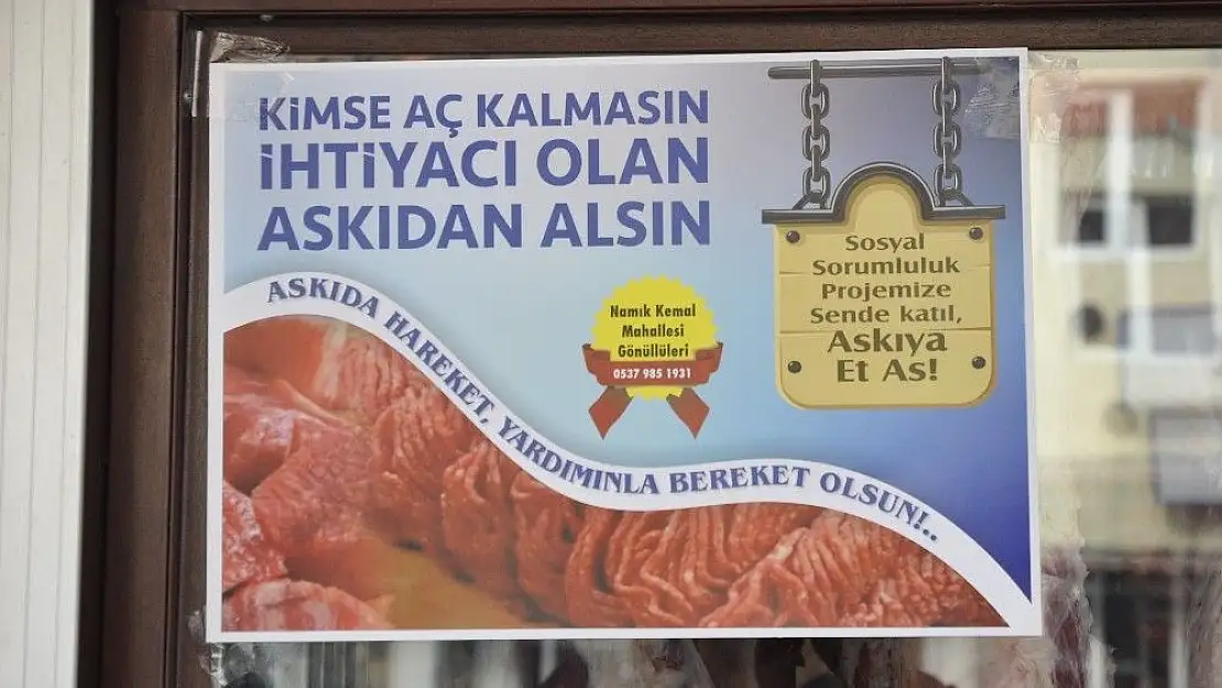 'Muhtar adayından ´Askıda Et´ ve ´Askıda Ekmek´ kampanyası'