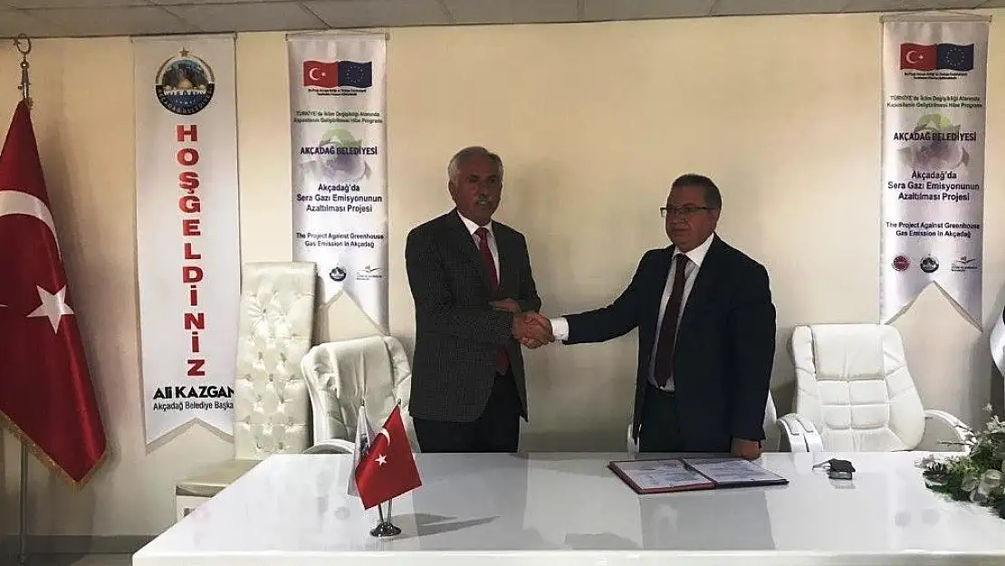 'Akçadağ Beledisinde toplu iş sözleşmesi'