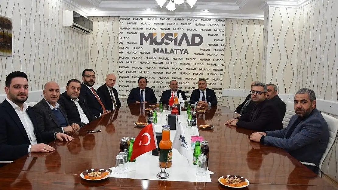 'Sadıkoğlu´ndan MÜSİAD´a hayırlı olsun ziyareti'