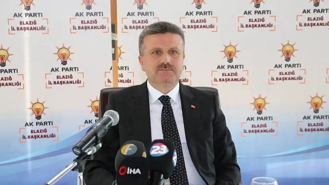 'AK Parti Elazığ İl Teşkilatının yeni yönetimi tanıtıldı'