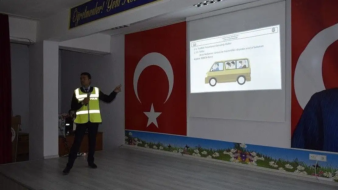 'Palu´da  `Öncelik Hayatın, Öncelik Yayanın´ semineri'