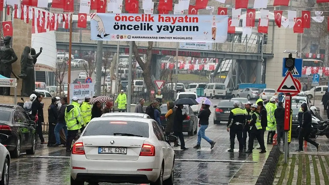 'Sürücülere ''yaya'' uyarısı'