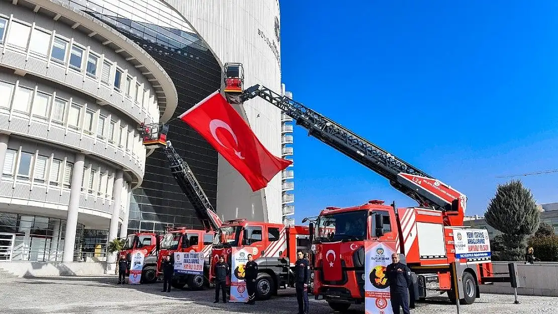 'Büyükşehir İtfaiyesi 2018 yılında 2 bin 805 olaya müdahale etti'