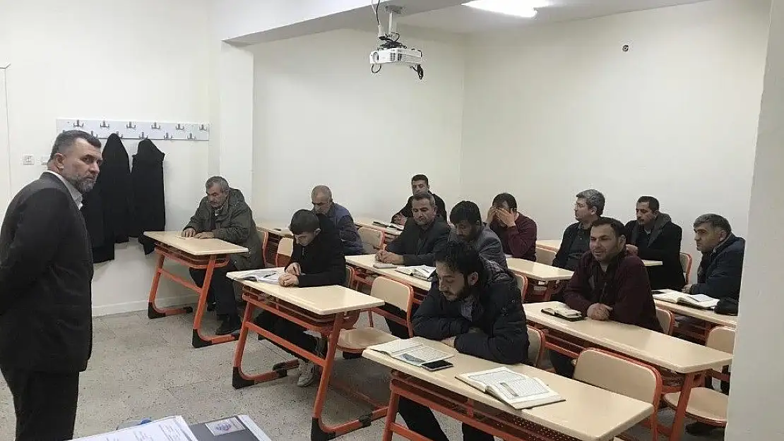 'Kur´an-ı Kerimi doğru ve güzel okuma kursu başladı'