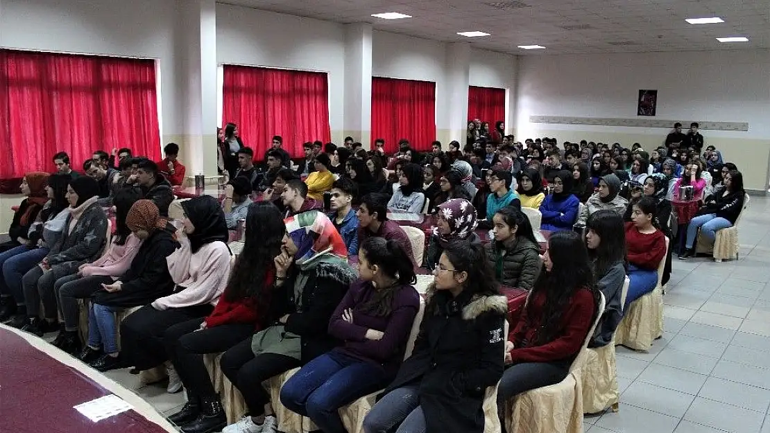 'Öğrencilere sigaranın zararları anlatıldı'