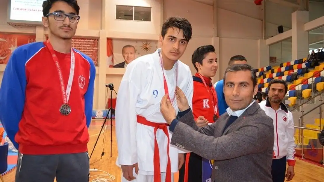 'Karate grup müsabakaları sona erdi'