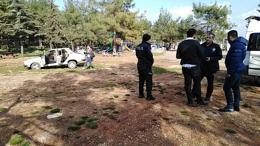 'Bomba yüklü araç ihbarı polisi kırmızı alarma geçirdi'